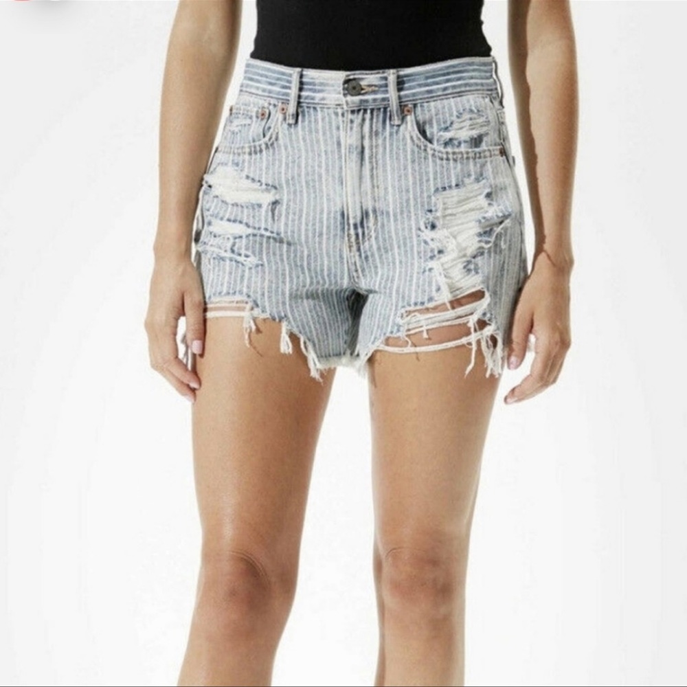 American Eagle 90’s Boyfriend Slouchy Denim Striped Shorts